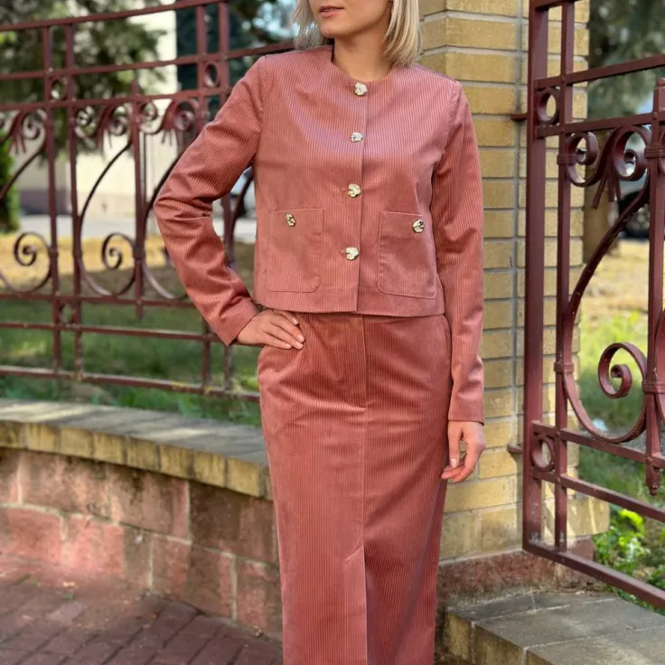 Костюм женский М-И13