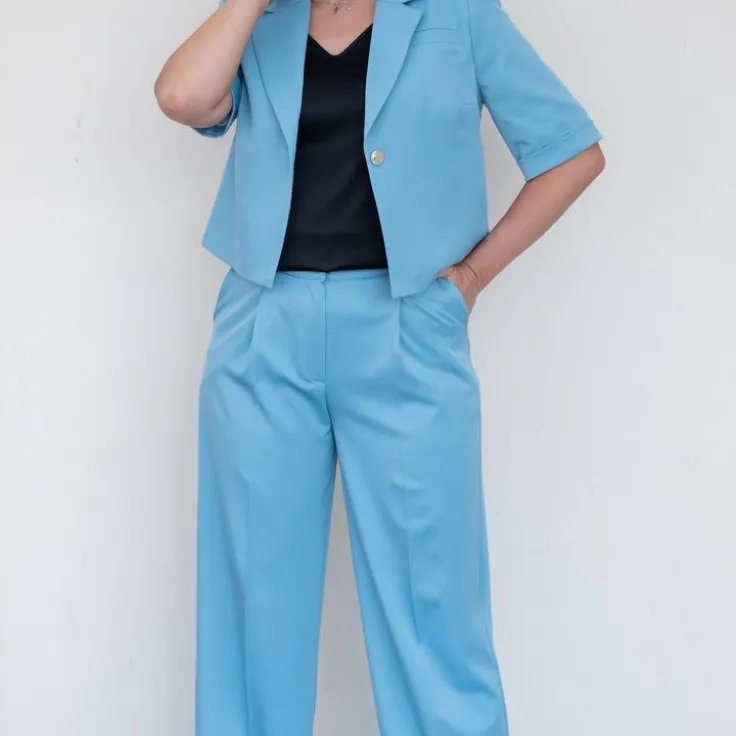 Костюм брючный М-716